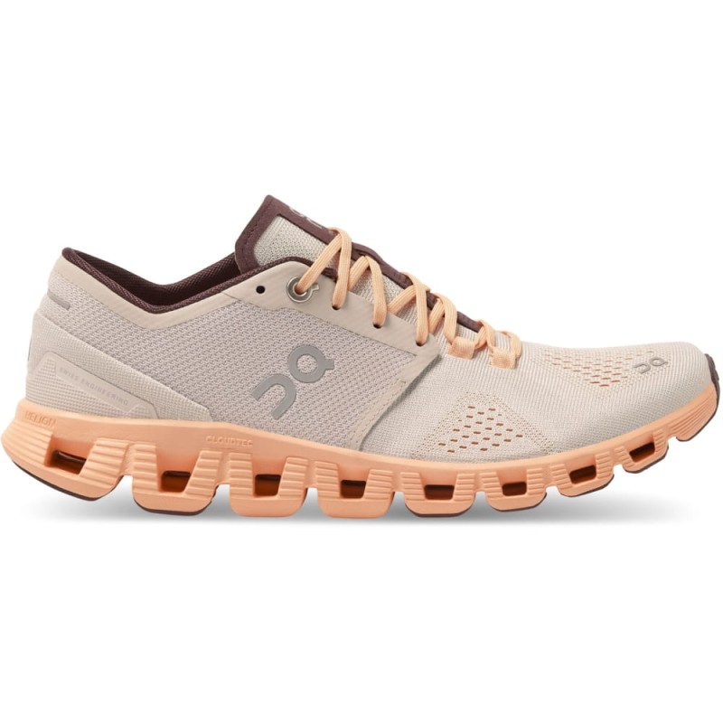 buty-biegowe-on-running-cloud-x-srebrne-1.jpg
