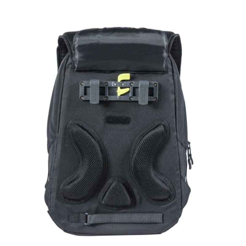 basil-sport-plecak-flex-backpack-17l-black-new-2 (3).jpg
