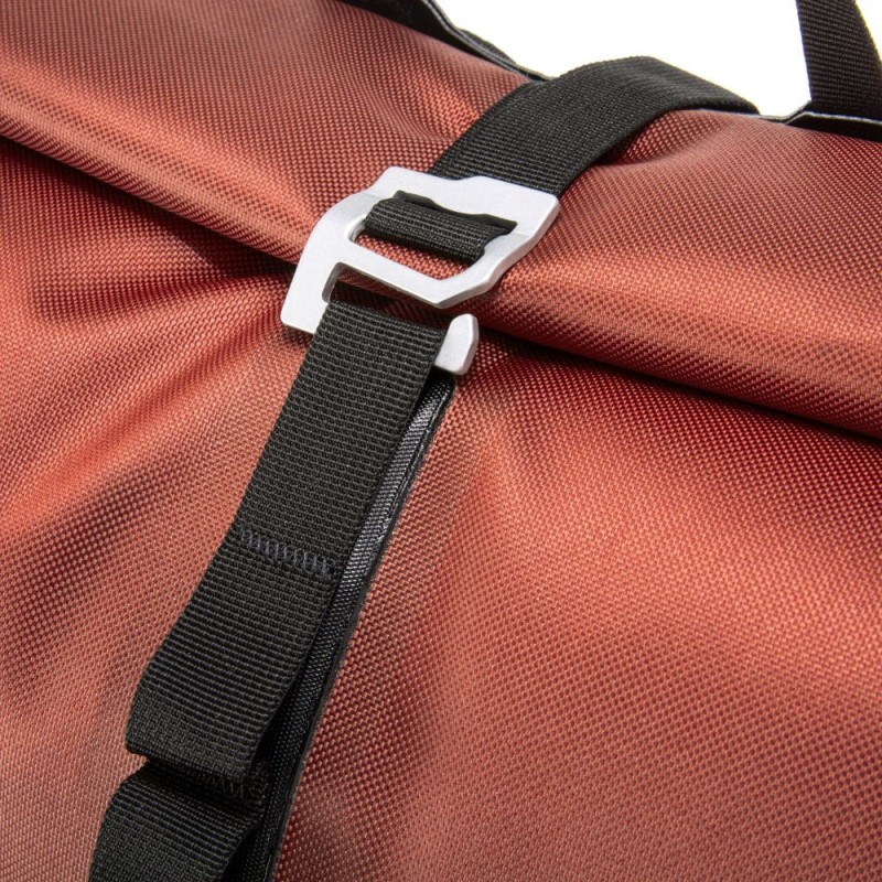 plecak-ortlieb-commuter-daypack-city-27l-rooibos-6.jpg