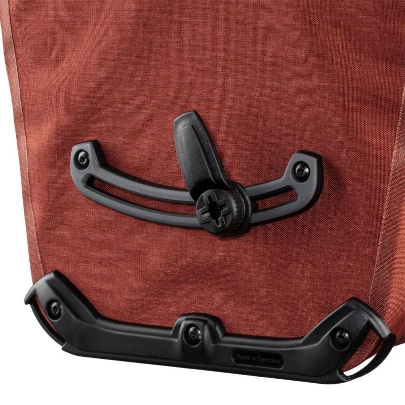 sakwy-tylne-ortlieb-back-roller-pro-plus-pomaranczowe-78l-5.jpg