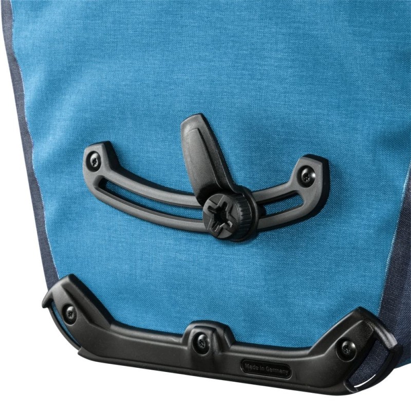 sakwy-tylne-ortlieb-bike-packer-plus-niebieskie-42l-5.jpg