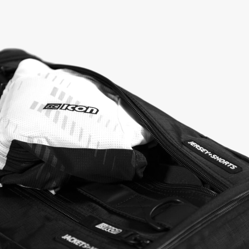 torba-scicon-essentials-cycling-kit-race-day-rain-7.jpg
