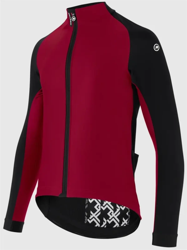 assos-mille-gt-winter-evo-2-205741-f-sk6-w1550-h1080_4.webp