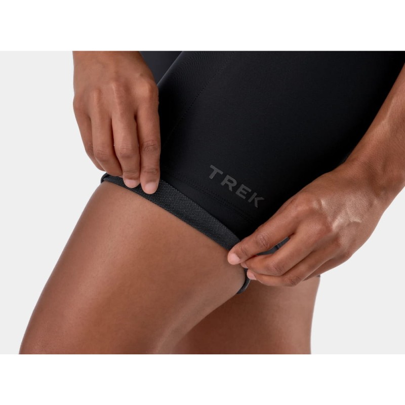 CircuitWomensShort_32745_A_Alt4.jpg