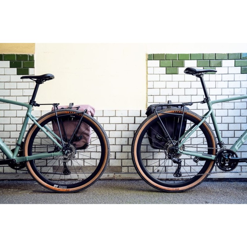 ortlieb-bagaznik-tylny-quick-rack-alu-black (10).jpg