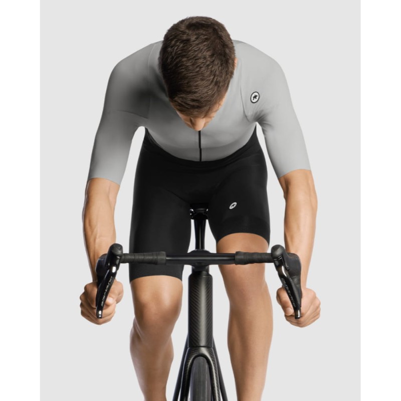 ASSOS_11.20.347.1N_31 (1).jpg