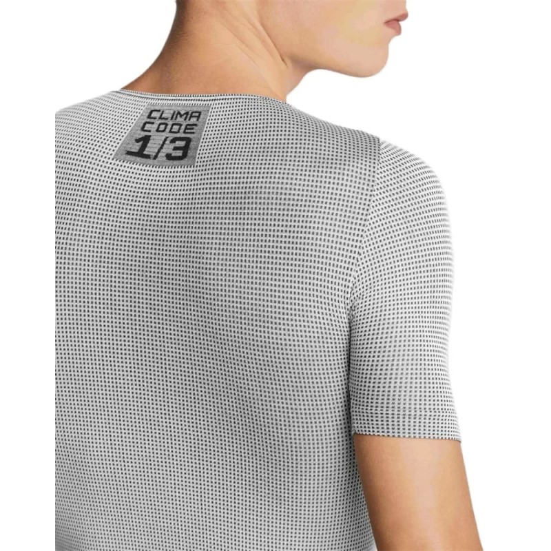 assos-summer-ss-skin-layer-p1-2-211168-f-sk6-w1550-h1080_9.jpg