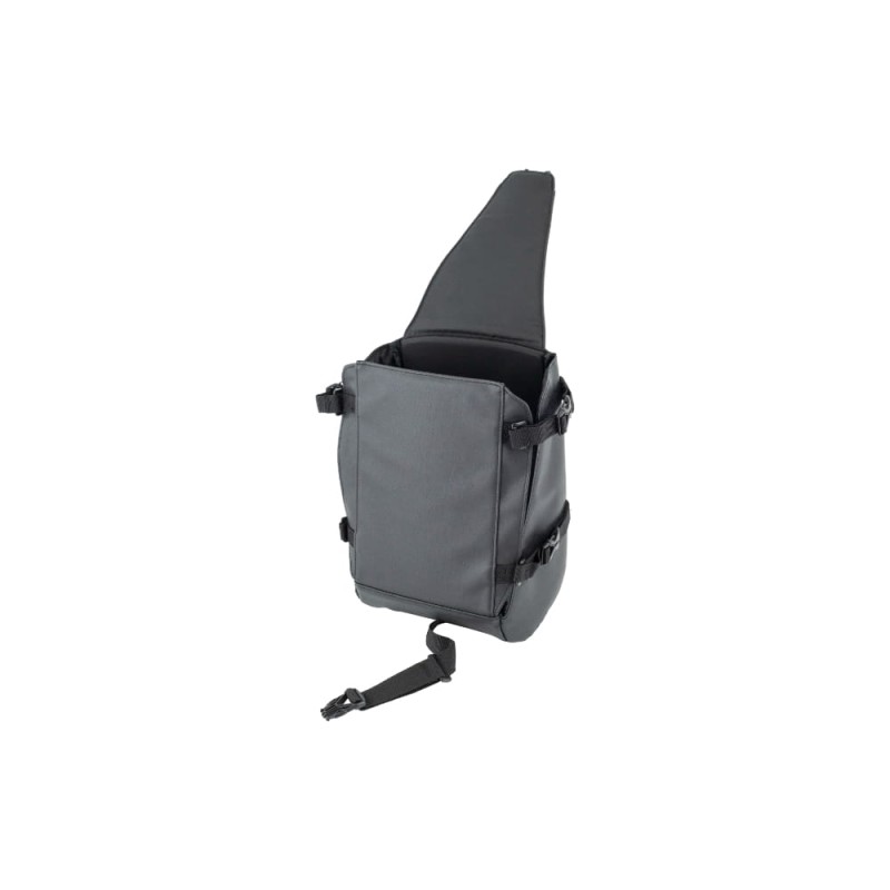 TrekFarley2023RearBikepackingHarnessSystem-45083-A-Alt2.jpg