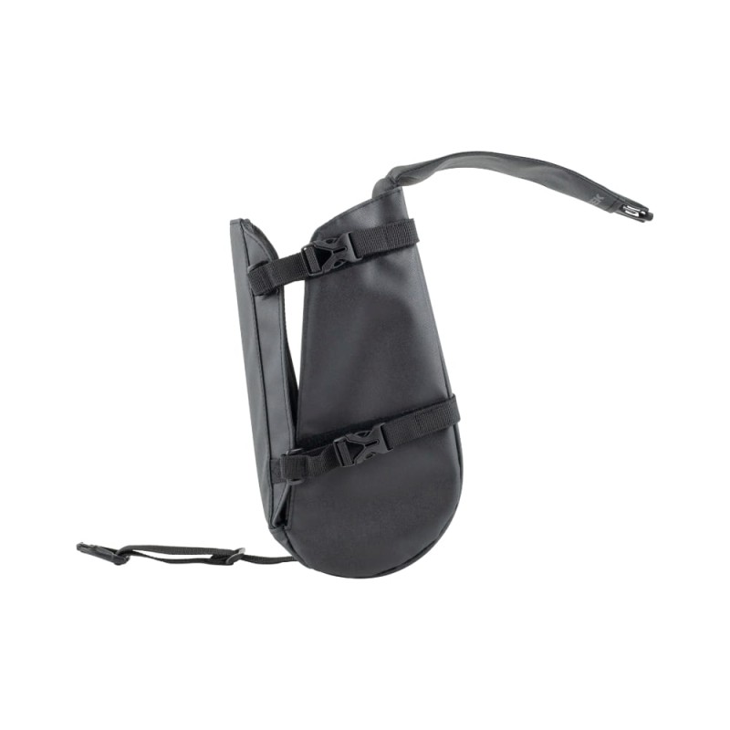 TrekFarley2023RearBikepackingHarnessSystem-45083-A-Alt3.jpg