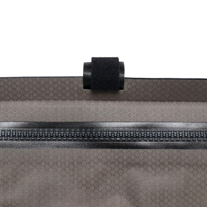 ortlieb-torba-bike-packing-pod-rame-frame-pack-top (6).jpg