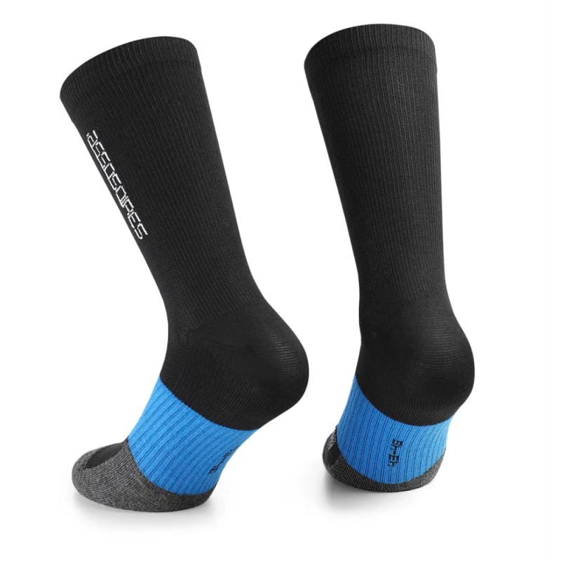 assos-winter-socks-evo-2-203633-f-sk6-w1550-h1080_2.jpg