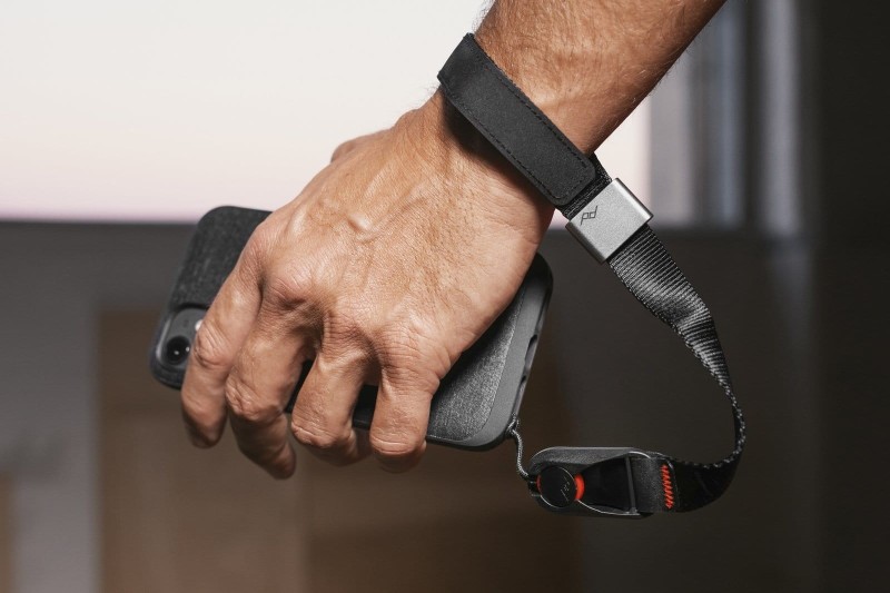 7820e38afb1128e9a3fa837e3d8006fd