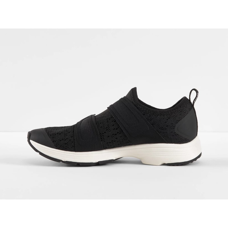 buty-rowerowe-do-spinningu-bontrager-cadence-czarno-białe-2.jpg