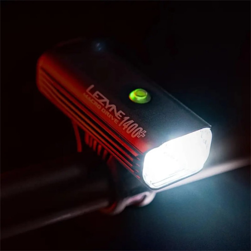 lezyne-macro-drive-1400-loaded-kit-2-242243-f-sk6-w1550-h1080_4.jpg