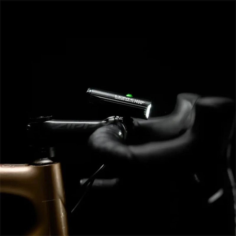 lezyne-macro-drive-1400-loaded-kit-2-242243-f-sk6-w1550-h1080_7.jpg