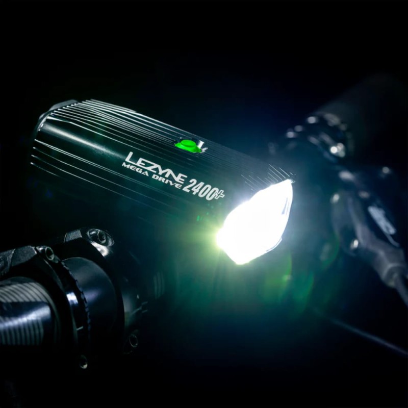 LezyneMegaDrive2400__2500x2500_4674f914-a71d-43e7-b1e3-b3d9cb81a08b.jpg