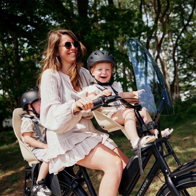 urban-iki-przedni-fotelik-bio-kolor-beige-black-ne (2).jpg