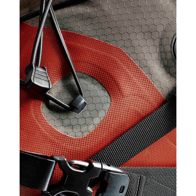 torba-podsiodlowa-assos-x-ortlieb-seatpack-dark-sand-rooibos-11l_6.jpg