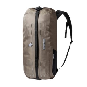 Plecak Assos x Ortlieb Atrack Backpack Dark Sand 25L