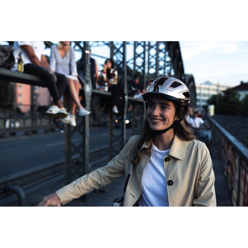 kask-rowerowy-abus-hyban-2.0_6.jpg