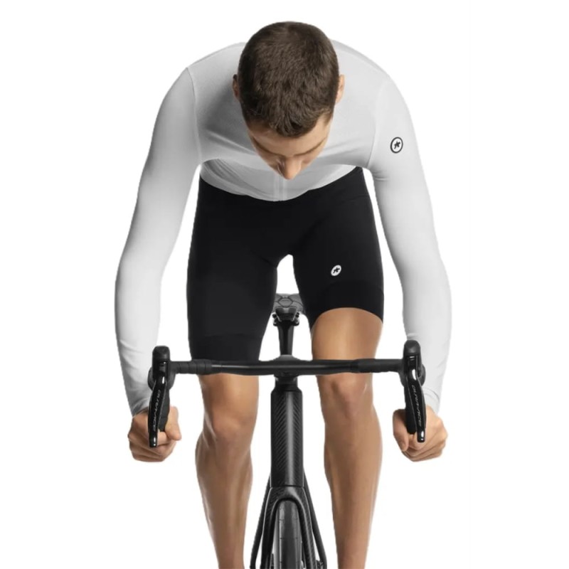 koszulka-rowerowa-z-dlugim-rekawem-assos-mille-gt-ls-s11-biala-5.jpg