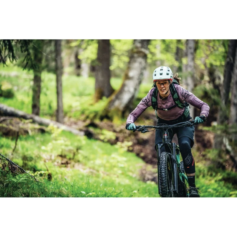 kask-rowerowy-abus-modrop-8.jpg