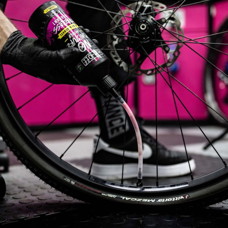 uszczelniacz-mucoff-road-gravel-tubeless-sealant-500ml-2.jpg
