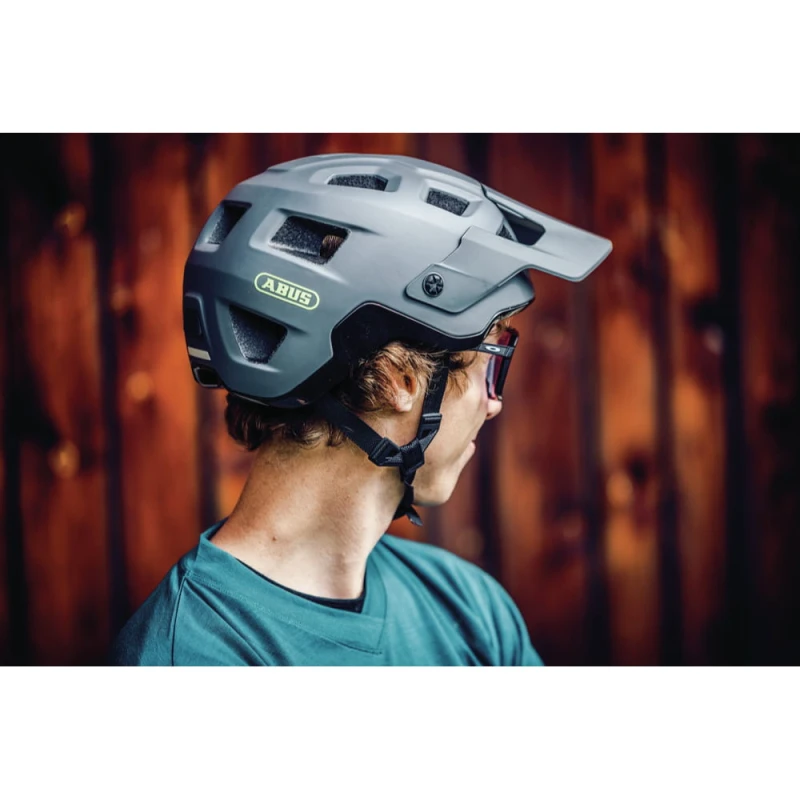 kask-rowerowy-abus-modrop-9.jpg
