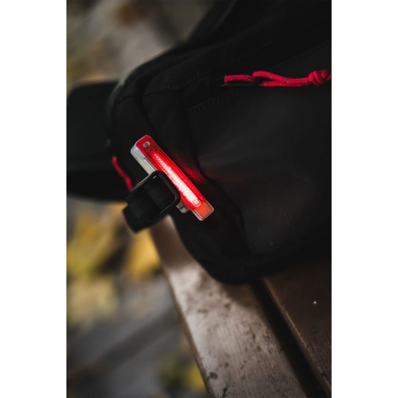 lampka-tylna-knog-plus-9.jpg
