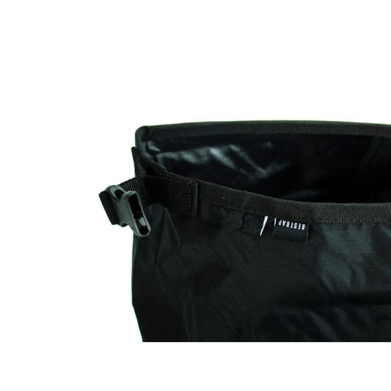 torba-restrap-dry-bag-8l-4.jpg