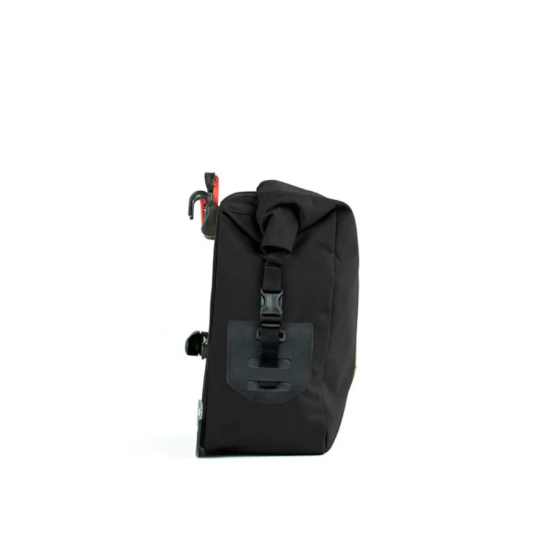 sakwa-restrap-expedition-pannier-czarna-13l-4.jpg