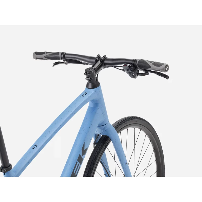 Rower fitness Trek FX 2 z wysokim przekrokiem Gen 4 2026 Niebieski - widok na kierownicę