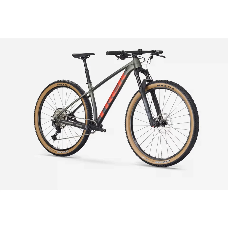 Rower MTB Trek Procaliber 8 2026 Grafitowy - widok na rower