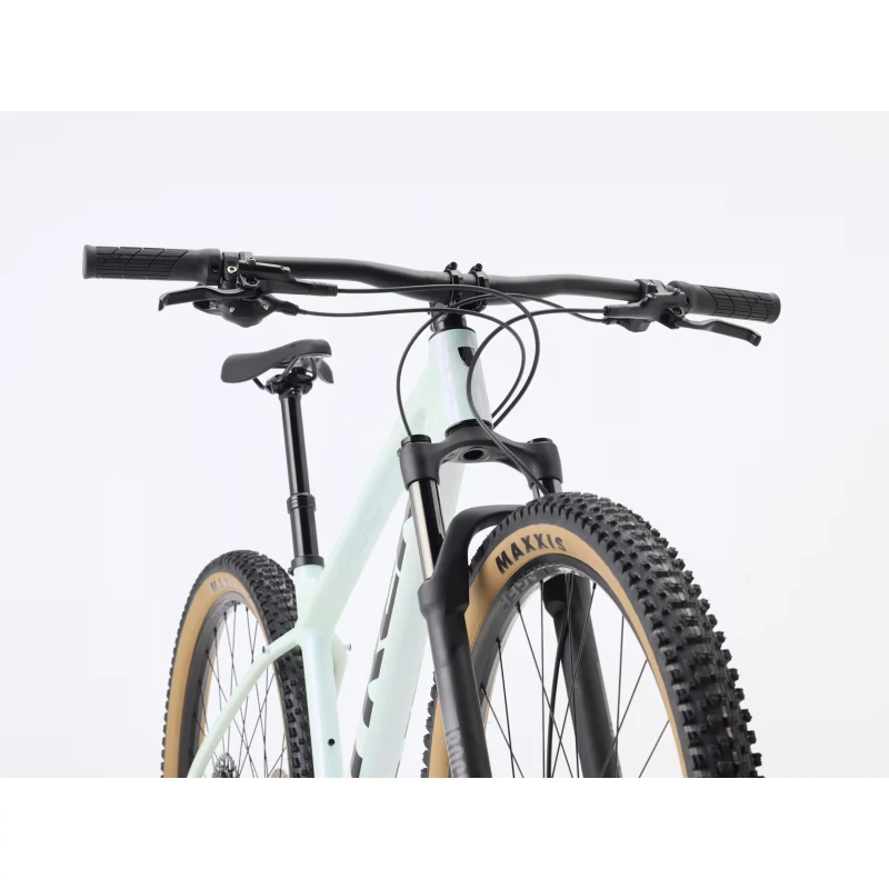 Rower MTB Trek Marlin 7 Gen 3 Miętowy - widok z przodu