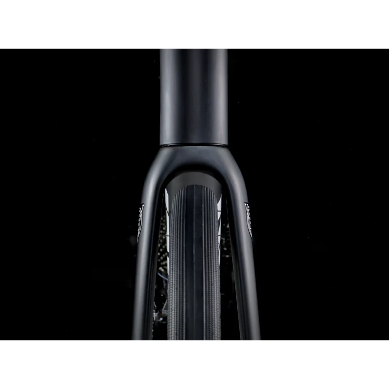 Rower szosowy Trek Domane AL 5 Gen 4 2026 Czarny - widelec