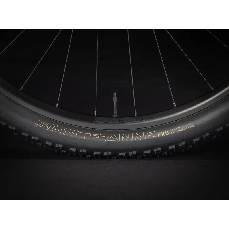 Rower MTB Trek Procaliber 6 2026 Czarny - dętka