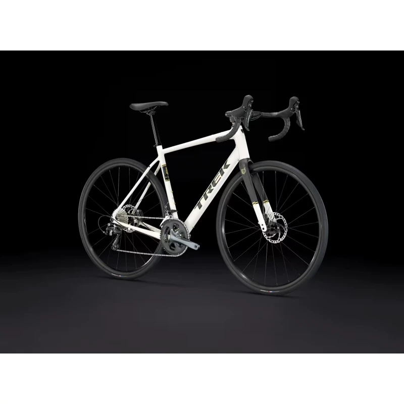 Rower szosowy Trek Domane AL 4 Gen 4 2026 Biały - widok na rower