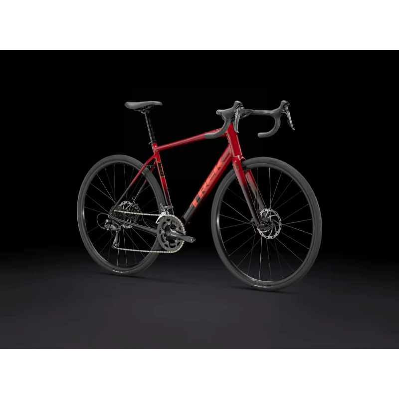 Rower szosowy Trek Domane AL 2 Gen 4 2026 Czerwony - widok na rower