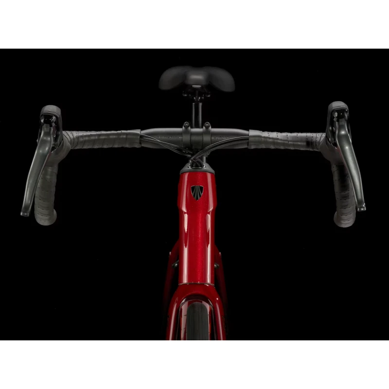 Rower szosowy Trek Domane AL 2 Gen 4 2026 Czerwony - widok z przodu