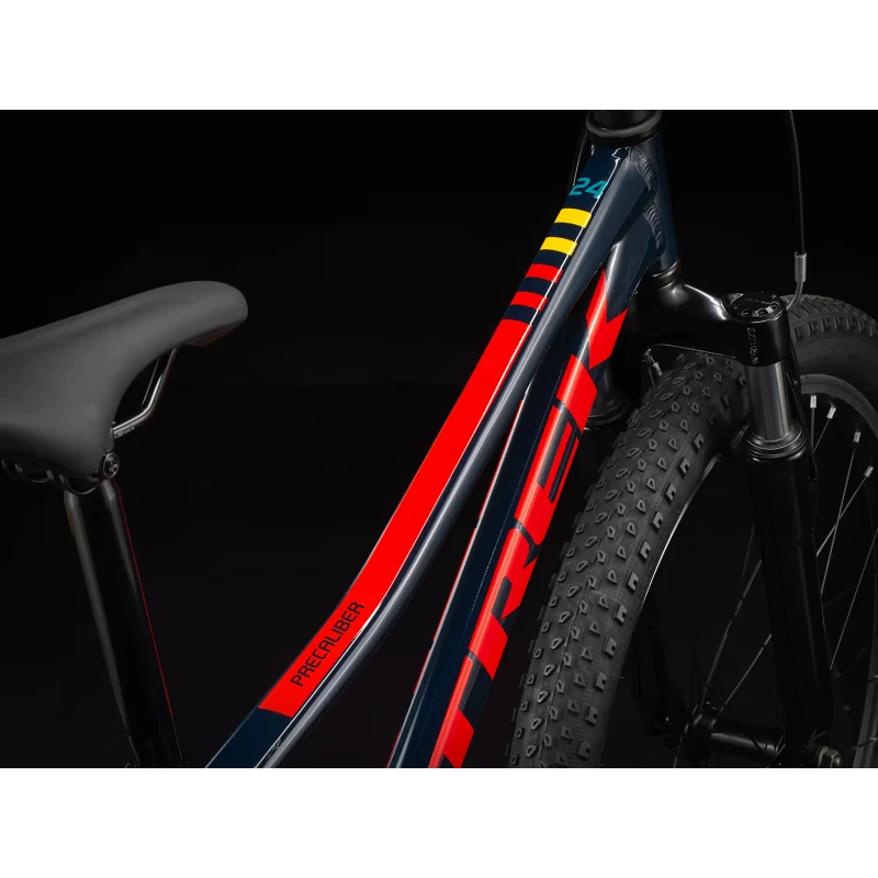 Rower dziecięcy Trek Precaliber 24 8SP 2026 Granatowy - widok na ramę