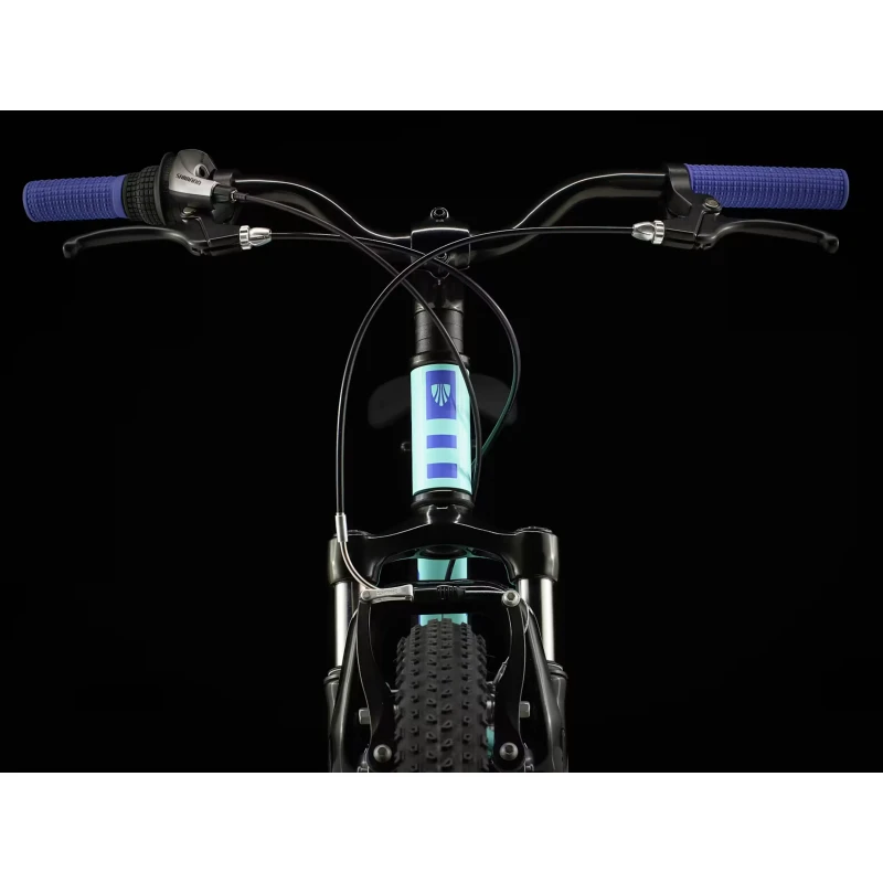 Rower dziecięcy Trek Precaliber 24 8SP 2026 Turkusowy - widok na kierownicę z przodu