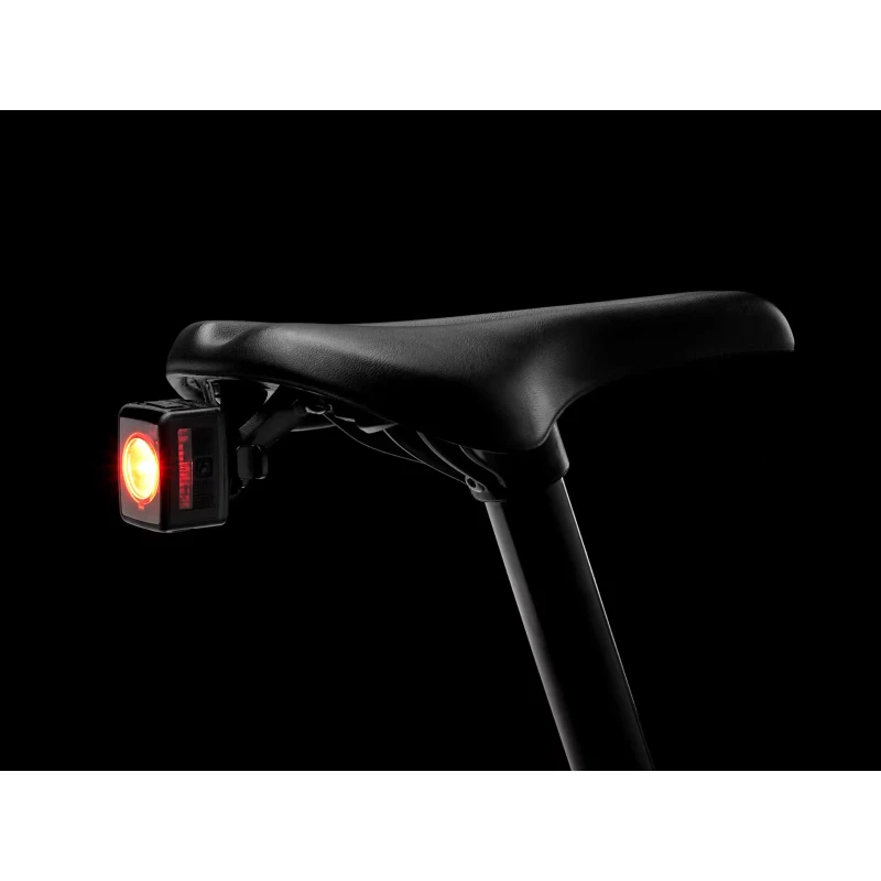 Rower dziecięcy Trek Precaliber 20 2026 Fioletowy - siodełko i lampka tylna