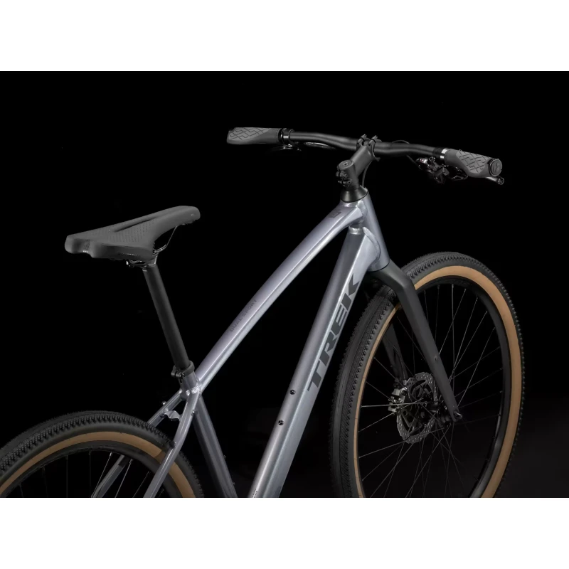 Rower crossowy Trek Dual Sport 3 Gen 5 2025 Grafitowy - widok na rower z tyłu