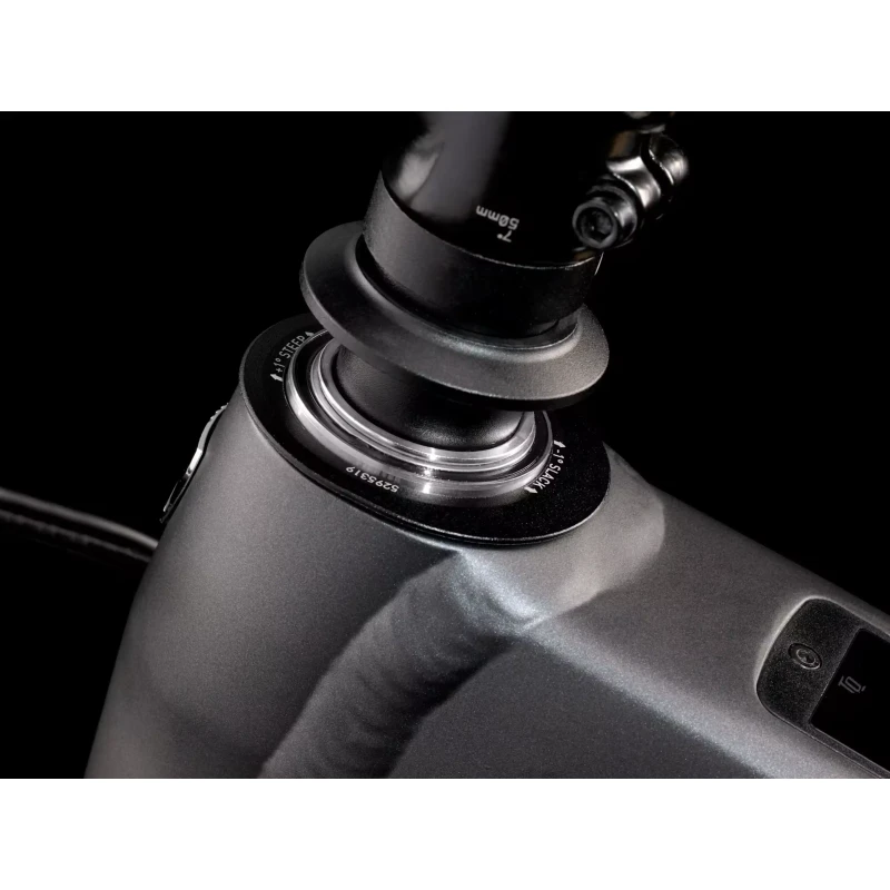 Rower elektryczny Trek Fuel EXe 8 XT 2025 Granatowy - regulacja