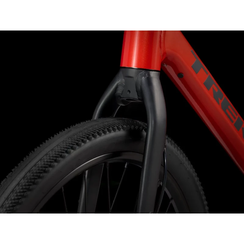 Rower crossowy Trek Dual Sport 2 Gen 5 2025 Czerwony - widelec i koło