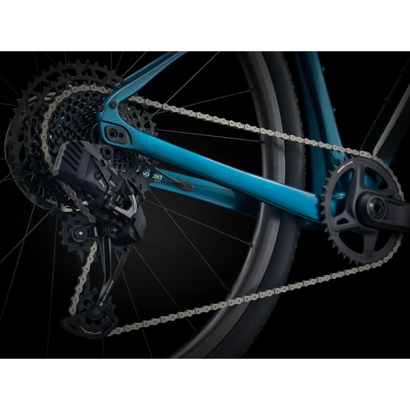 Rower gravel Giant Revolt X Advanced Pro 2 Black:Sea Sparkle - łańcuch i piasta