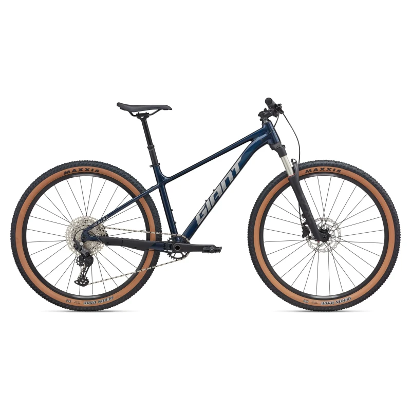 Rower MTB Giant Talon 0 Ultra Navy - widok z boku