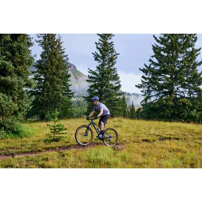 Rower MTB Giant Talon 0 - widok roweru w trakcie jazdy