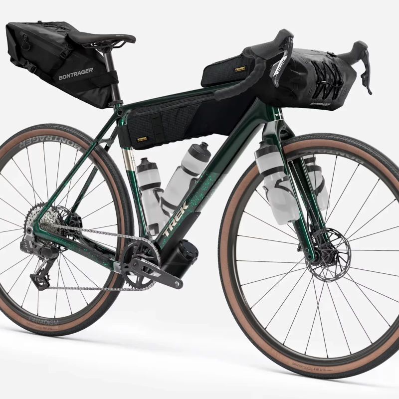 Rower gravel Trek Checkpoint SL 6 AXS Gen 3 2026 Zielony - widok z akcesoriami