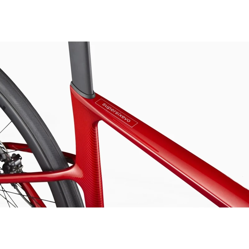 Rower szosowy Cannondale SuperSix Evo Carbon 2 Czerwony - widok ramy i wspornik siodła
